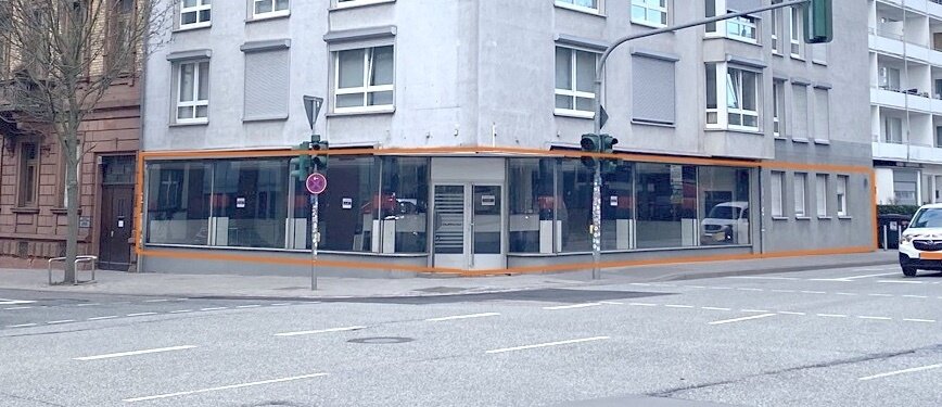 Attraktives Ladenlokal mit breitem Schaufenster - Top Lage!