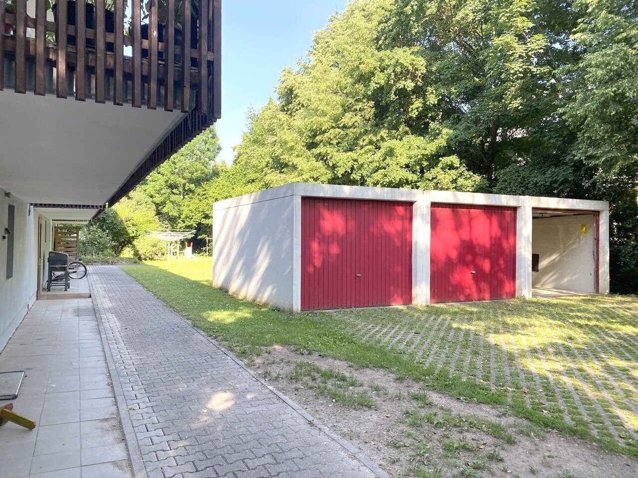 Attraktive Investmentmöglichkeit – Vollvermietetes 6-Familienhaus und Einfamilienhaus