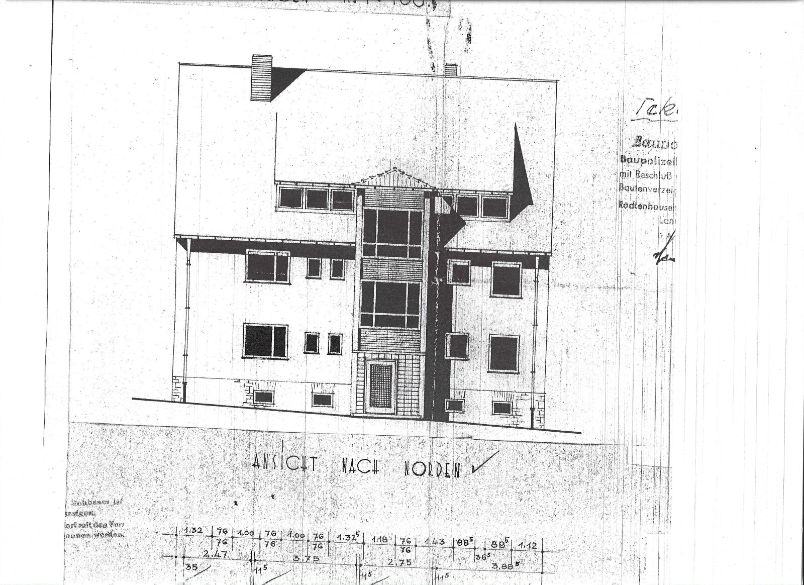 Gepflegtes Mehrfamilienhaus mit 5 Wohnungen und schönem Garten. Vollvermietet!