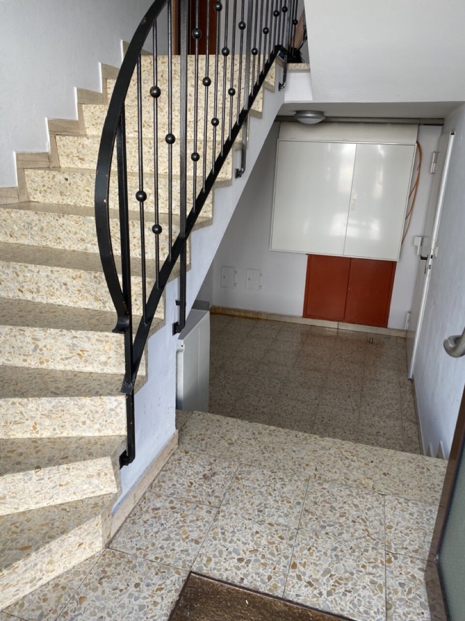 Attraktive Investmentmöglichkeit – Vollvermietetes 6-Familienhaus und Einfamilienhaus