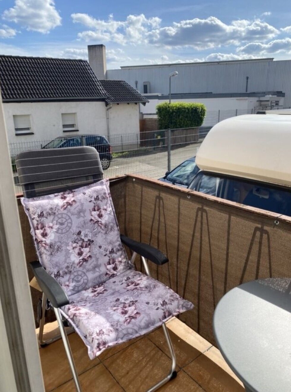 KL-Mitte: Geräumige 4,5 Zimmerwohnung im Erdgeschoss