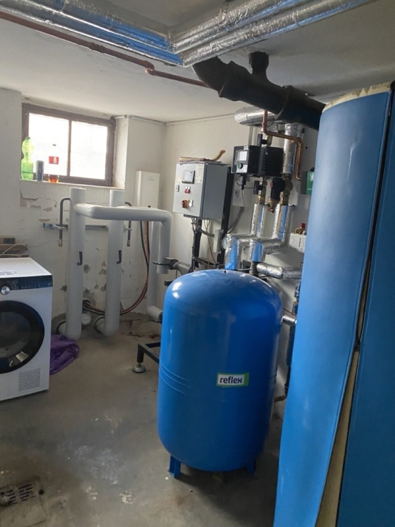 KL-Mitte: Geräumige 4,5 Zimmerwohnung im Erdgeschoss