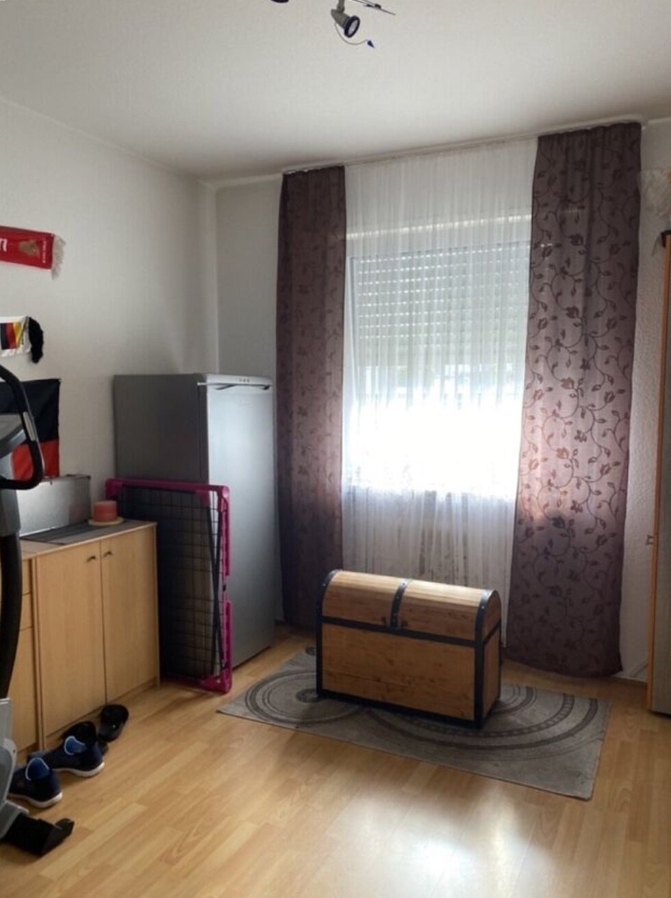 KL-Mitte: Geräumige 4,5 Zimmerwohnung im Erdgeschoss