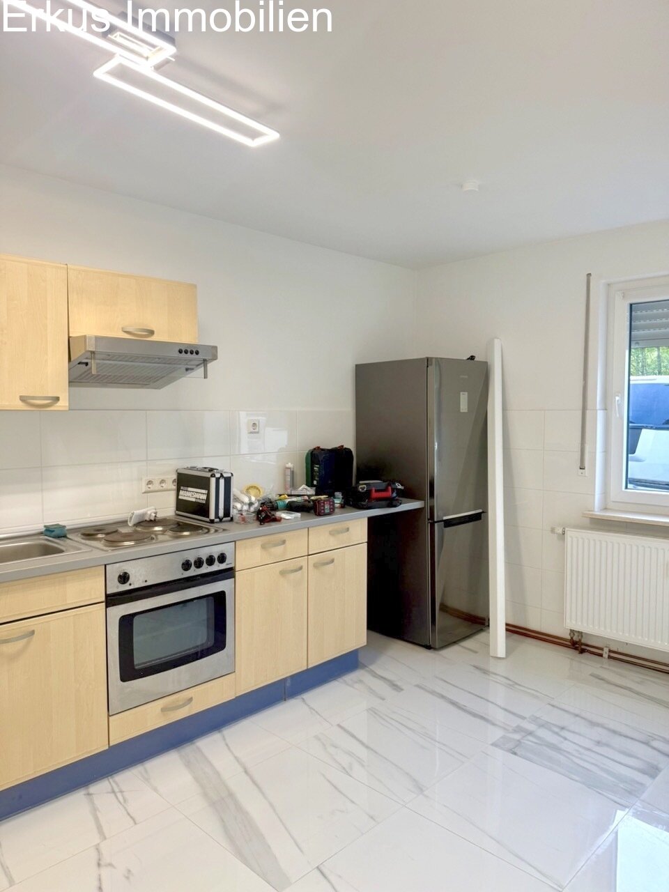 Moderne 3-Zimmer-Wohnung an Firmenmitarbeiter oder Monteure zu vermieten!