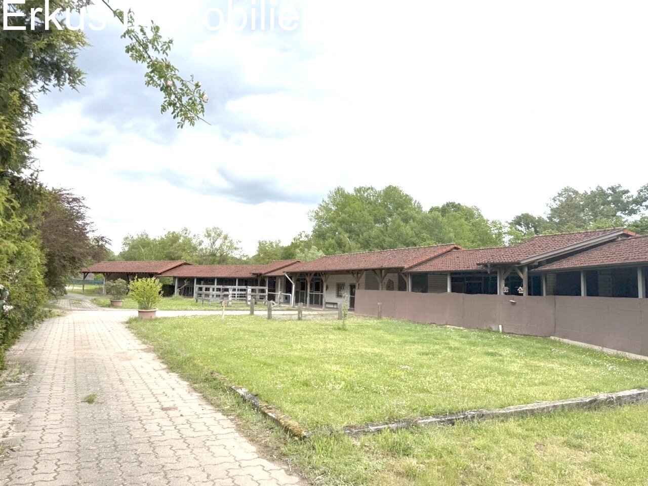 Ihr Traum vom Landleben: 30.000 m² - Reiterhof vor den Toren von Kaiserslautern