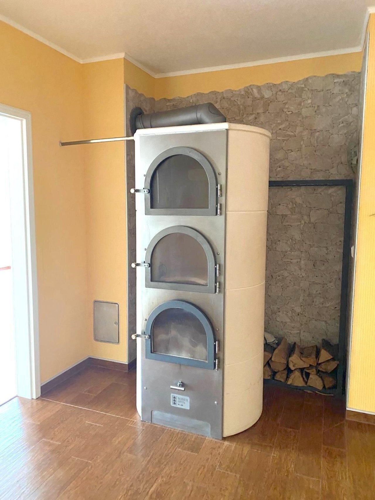 Kamin Kamin