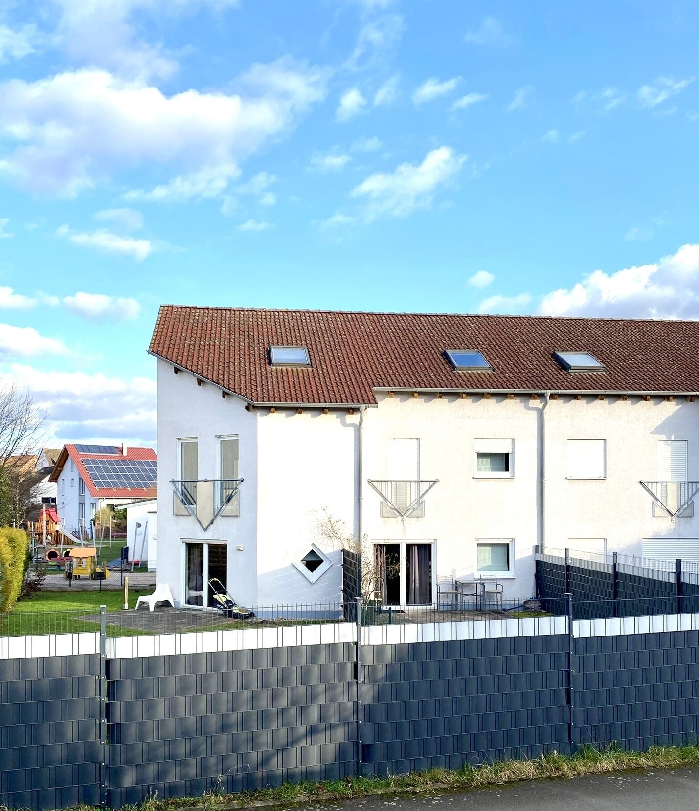 Rückseite mit Garten Rückseite mit Garten