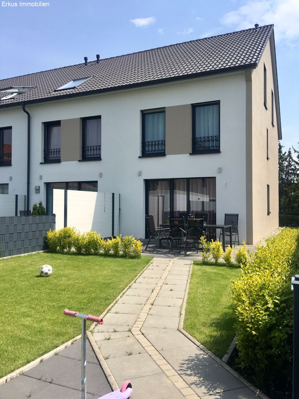 Kirchheimbolanden: Neuwertig!  Modernes Reihenendhaus  zu verkaufen  Kirchheimbolanden: Neuwertig!  Modernes Reihenendhaus  zu verkaufen