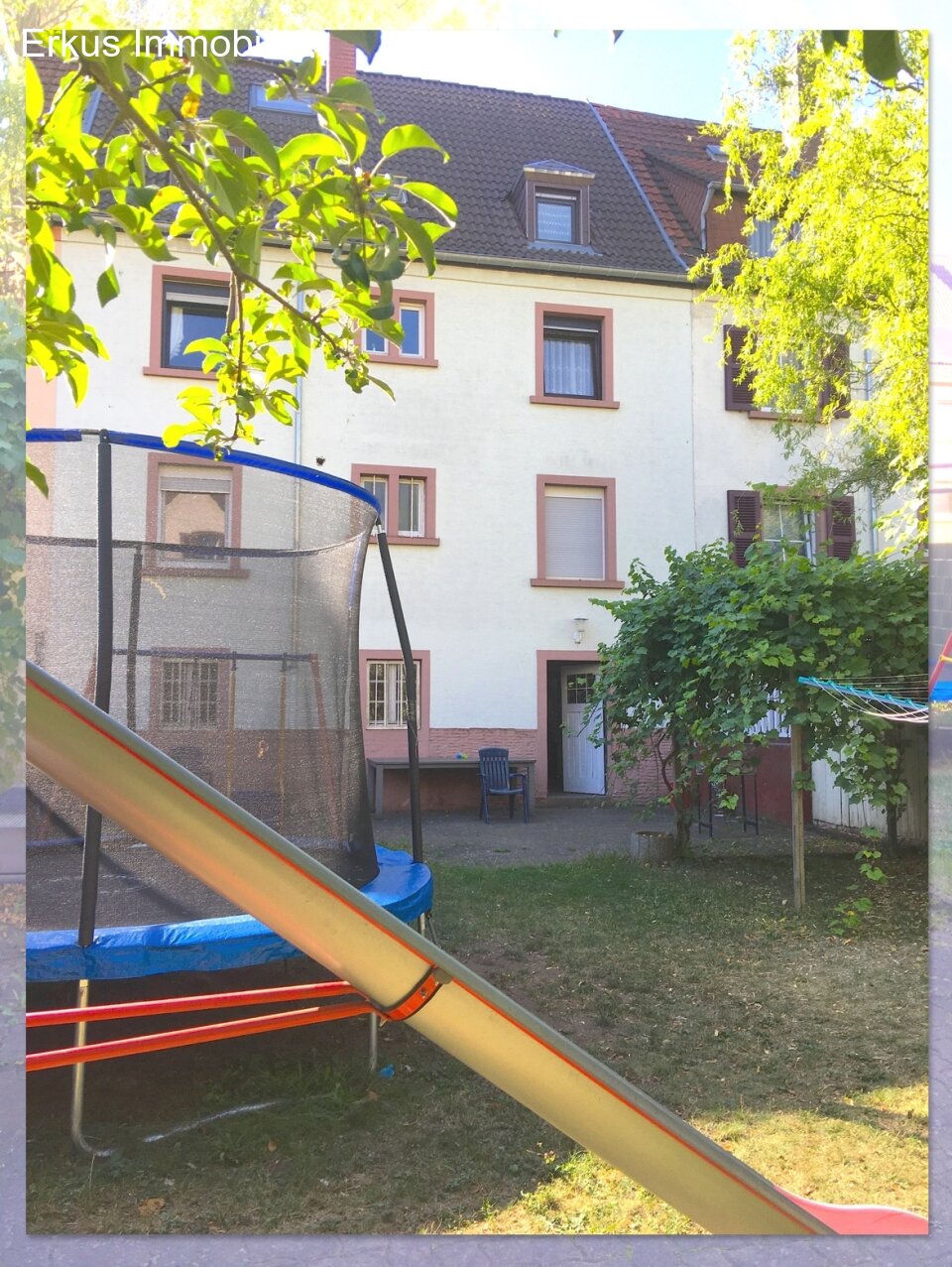 Kaiserslautern: Gepflegtes Dreifamilienhaus mit schönem Garten, 3 Stellplätze!  Kaiserslautern: Gepflegtes Dreifamilienhaus mit schönem Garten, 3 Stellplätze!